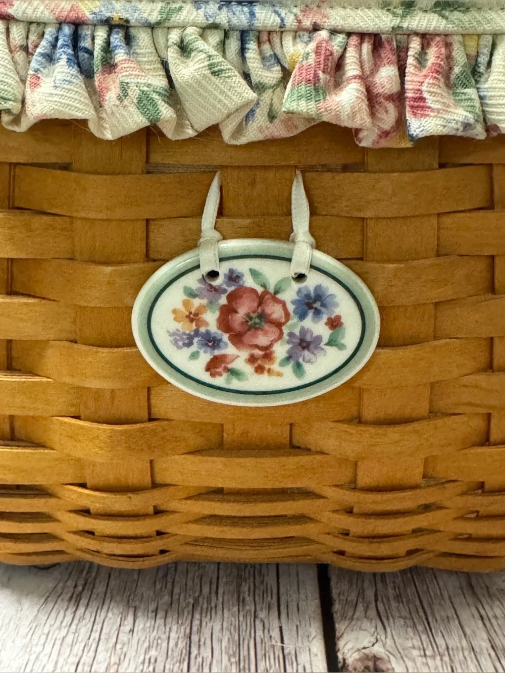 2002 Longaberger Tote Basket Combo Spring Floral Fabric Liner & Charm +Protector